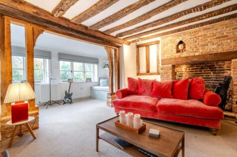 Snug &amp; Garden Room