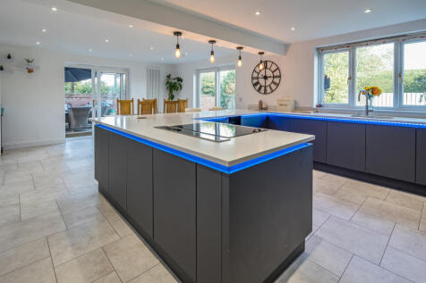 1363545-10-68e92b...