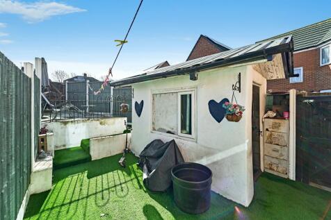 Property Image 9