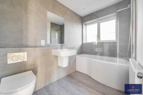 Bath/Shower Room