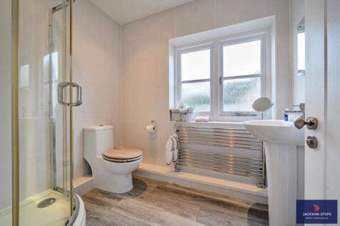 Guest En-Suite