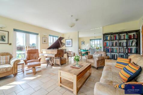 Sitting Room B