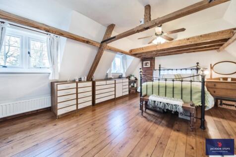 Bedroom 1a
