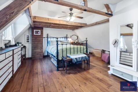 Bedroom 1b