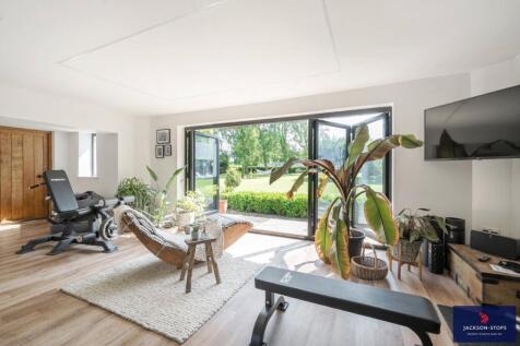Gym/Family Room