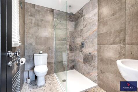 En-Suite Shower