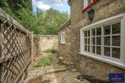 Courtyard Garden