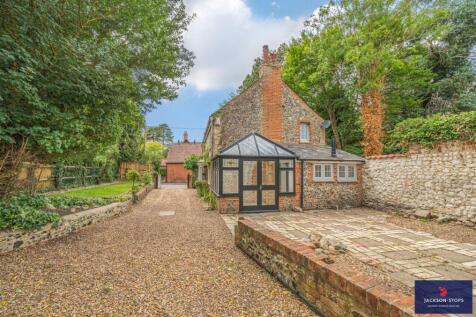 Garden/Driveway