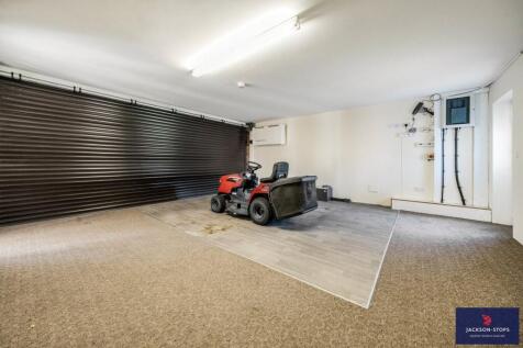 Double Garage