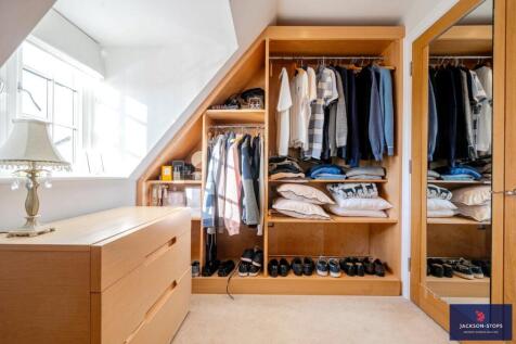 Bedroom 4/Dressing