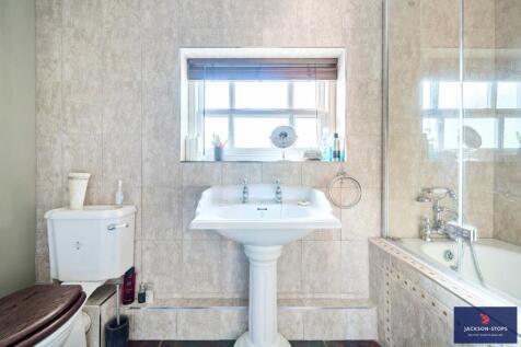Bedroom 1 Ensuite