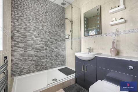 Bedroom 1 Ensuite