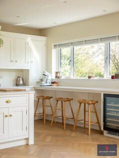 Breakfast Bar