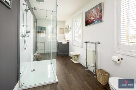 Family Showerroom