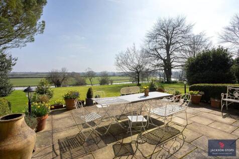 Dining Terrace