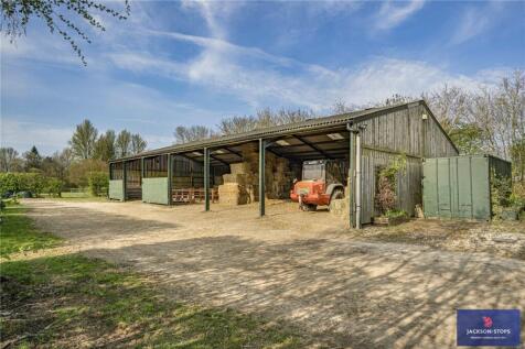 Class Q Barn