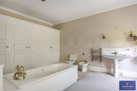 Bed 1 Ensuite