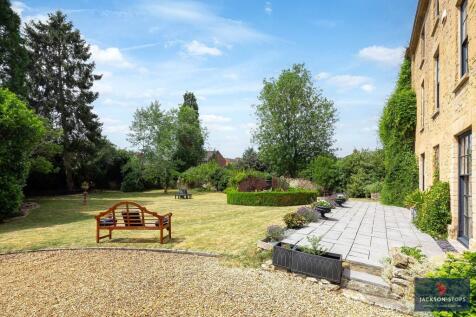 Entertaining Terrace