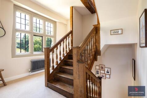 1st Floor Landing