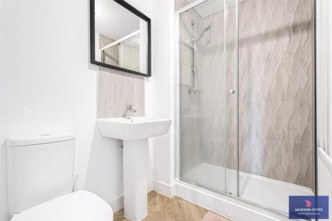 Bedroom 1 Ensuite