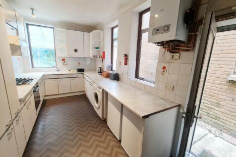Dual Aspect Kitchen