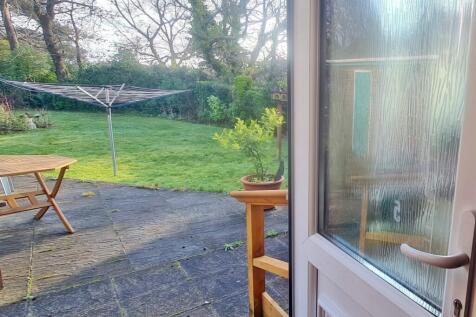 Kitchen to Garden