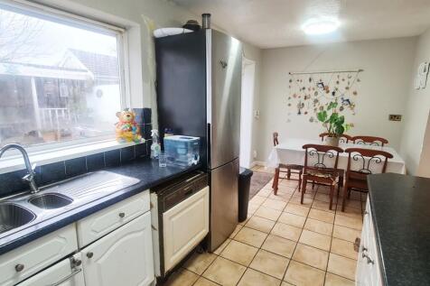 Kitchen Br&#39;fst Room