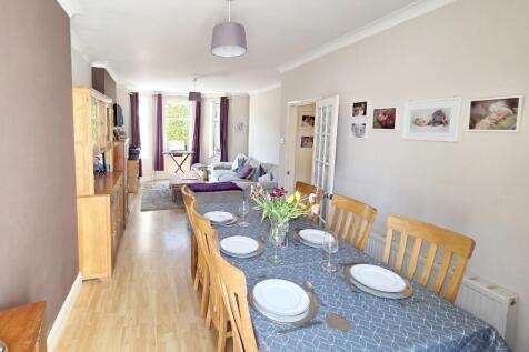 Dining Room Area