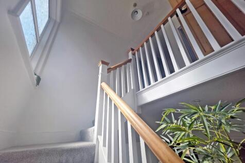 Stairs to First Fl&#39;r