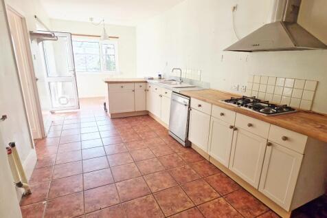 Kitchen/Br&#39;fast Room