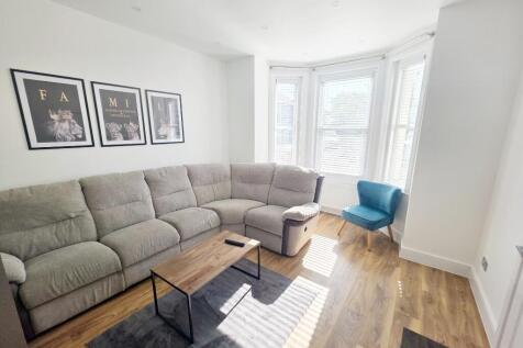 Lounge Reception
