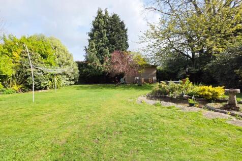 Rear Garden/Grounds