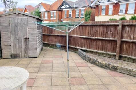 Rear Patio Garden