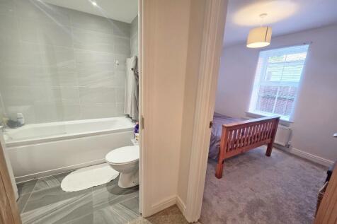 Bathroom to Bedrm 1