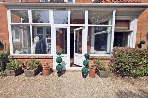 Feature Porch