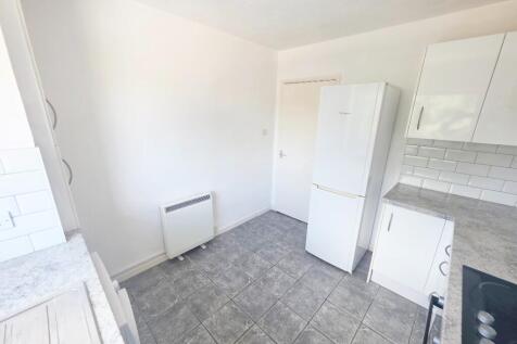 Good-Sized Kitchen