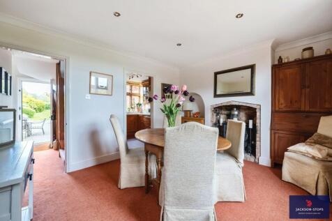 Dining/Family Room