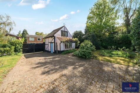 Cottage/Garage