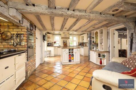 Kitchen/Living Area