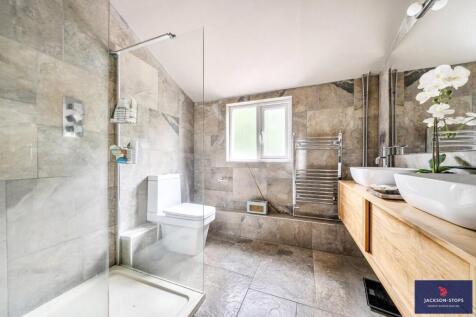 Bedroom 1 Ensuite