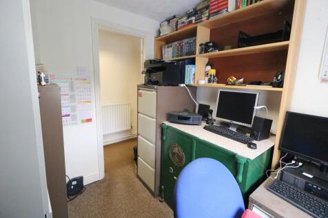 Annex - bedroom/o...