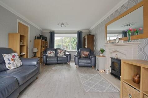 Lounge 3