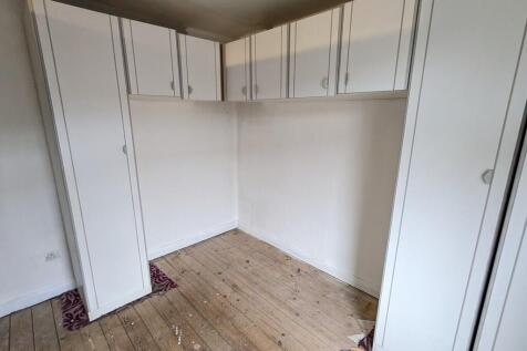 PXL_20251015_0838...