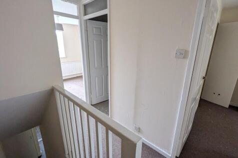 PXL_20251015_0909...