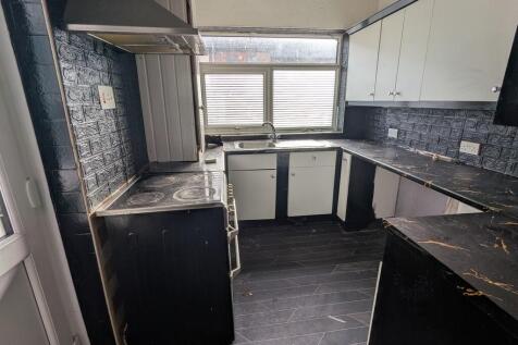 PXL_20251027_1254...