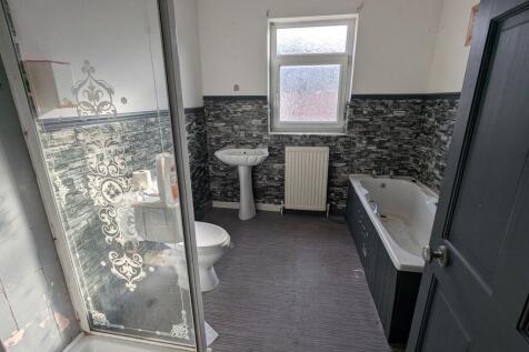 PXL_20251027_1255...