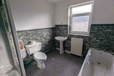 PXL_20251027_1255...