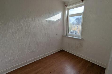 PXL_20251027_1255...