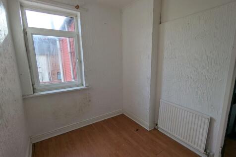 PXL_20251027_1255...