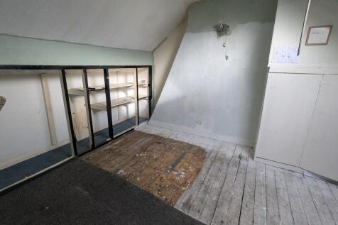 PXL_20251027_1256...